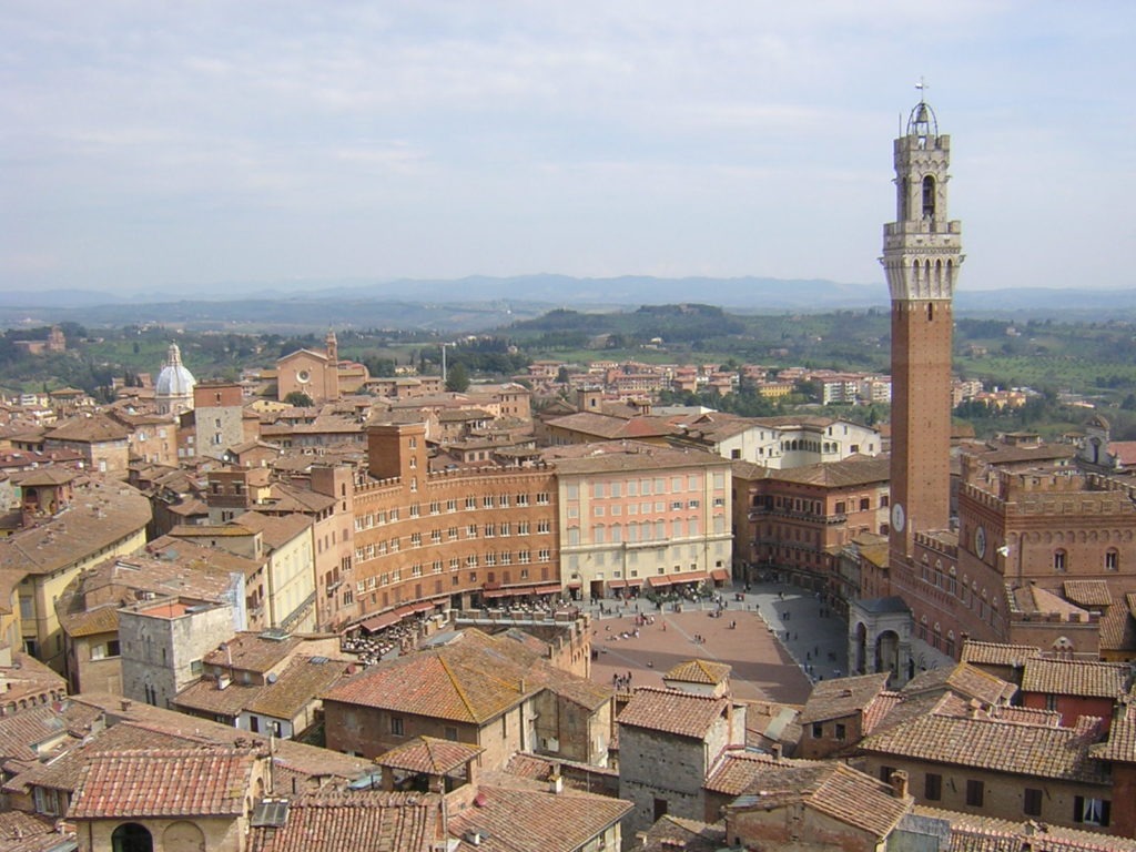 『シエナの歴史地区』（イタリア）