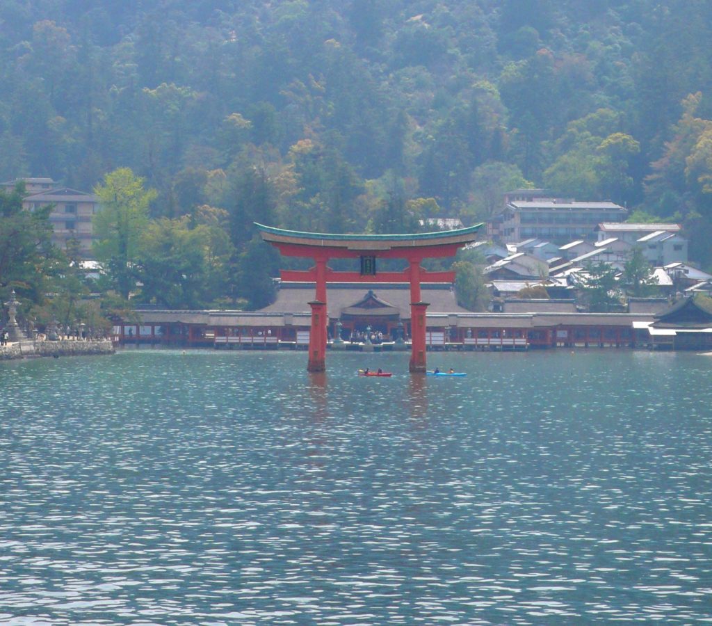 厳島神社（日本国）